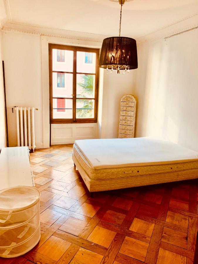 Bel Appartement City Center Genebra Exterior foto